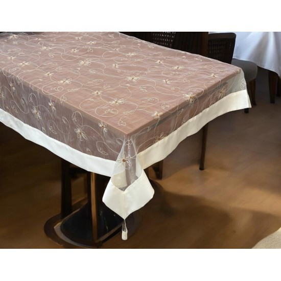 ΤΡΑΠΕΖΟΜΑΝΤΗΛΟ ΒΟΥΑΛ ΜΕ ΚΕΝΤΗΜΑ CAMELIA 180Χ220 LINEAHOME