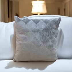 ΜΑΞΙΛΑΡΟΘΗΚΗ ΒΕΛΟΥΡ VENDOME ΓΚΡΙ 45Χ45 LINEAHOME